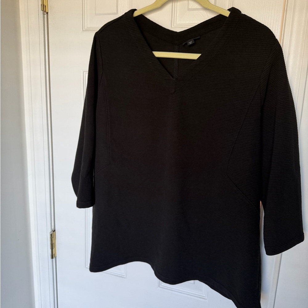 J. Jill Black Textured V-Neck Tunic-Beach Wear-Vacation Chic Basics-Capsule